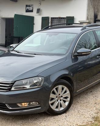 Volkswagen PASSAT VARIANT 1.6 TDI KMCERT GARANZ UN