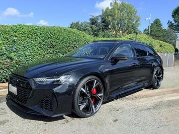AUDI RS6 Avant 4.0 TFSI V8 quattro tiptronic TET