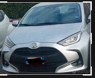 Toyota yaris 100 benzina