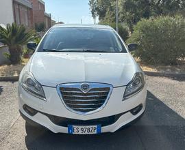 LANCIA Delta 1.6 MJT DPF Gold (88 kw/120CV)