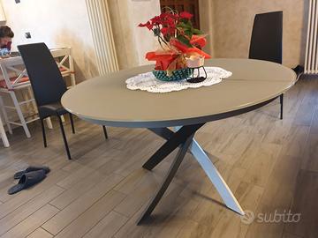 Tavolo e sedie Bontempo