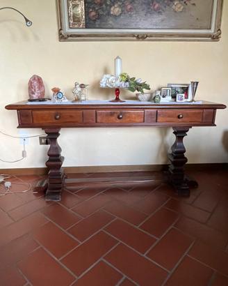 Consolle in legno massello stile classico