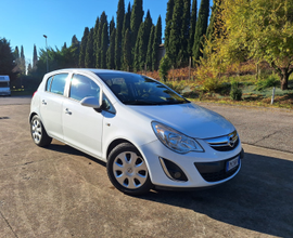 Opel corsa gpl neopatentati