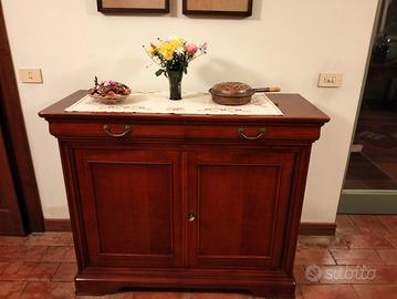 Credenza classica