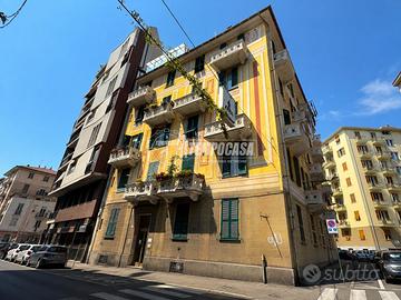 CINQUE LOCALI IN VIA SAN LORENZO