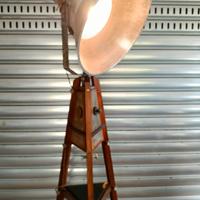 lampada a piantana stile idustriale