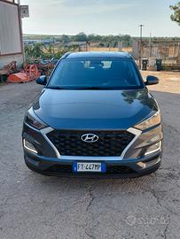 hyundai tucson 1600cc