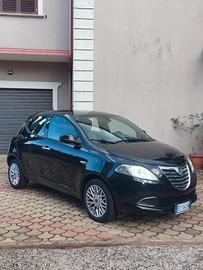 Lancia Ypsilon 1.2 Ecochic Platinum GPL