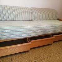 Letto con cassetti