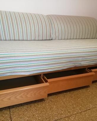 Letto con cassetti