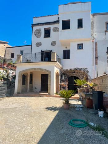 Sant' Agata dei Goti - Contrada San Silvestro