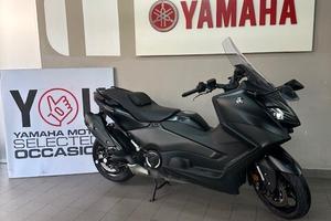 Yamaha TMAX 560