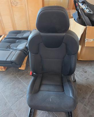 interni completi volvo xc60 anno  2022