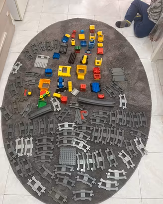 Lego duplo animali treni camion binari