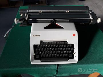 MACCHINA  DA  SCRIVERE