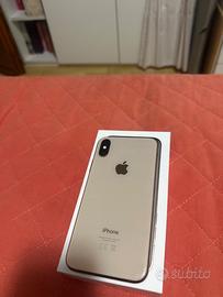 iPhone XS