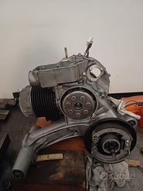 revisione motore  vespa
