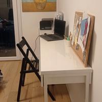 scrivania bianca laccata