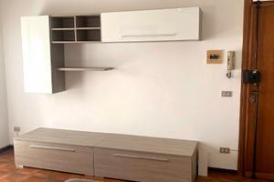 Luminoso Appartamento arredato terrazzi E. 95.000