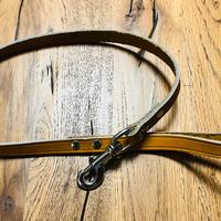 Guinzaglio in cuoio rigido 85cm