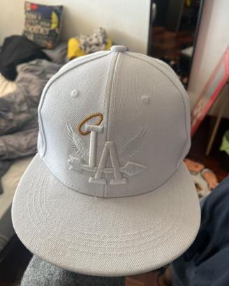 cappello bianco LA