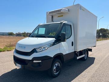 A49 IVECO DAILY 35C15 TRASPORTO CARNI APPESE