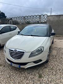 Lancia Delta 1.6 MJT DPF Argento