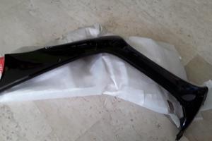 Carena centrale sx aprilia sr 50 anno 94-96 nera