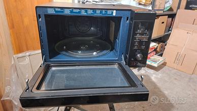 Forno microonde combinato Samsung MC32K7055CK