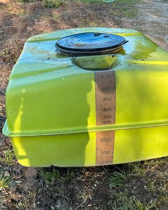 Cisterna Vetroresina 500L con Valvola