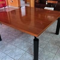 Tavolo Quadrato di Design - Ciliegio Lamellare