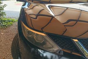 AUTO NISSAN