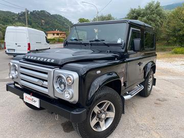 Land Rover Defender 90 2.4 TD4 Station Wagon SE 60