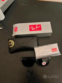 RayBan Wayfarer occhiali