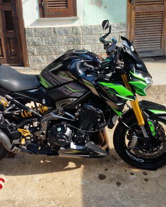 Kawasaki z900 SE 2023