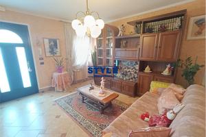 PORZIONE DI CASA ACCOSTATA