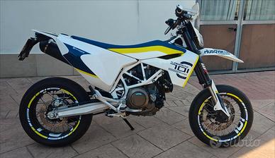 HUSQVARNA 701 Super moto