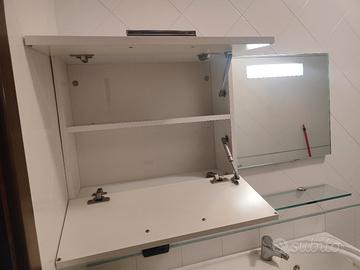 mobile , piu specchio da bagno