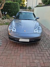 Porsche 996 Carrera 4