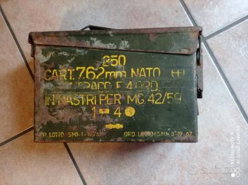 Scatola Latta porta munizioni esercito 