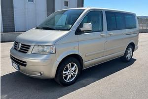 VOLKSWAGEN MULTIVAN 2.5 TDI 174 CV AUTOM. 7 POSTI