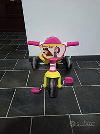 Triciclo masha e orso