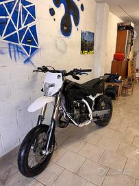 Husqvarna sm/cr 125