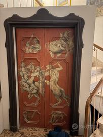 Porte decorate a mano in stile