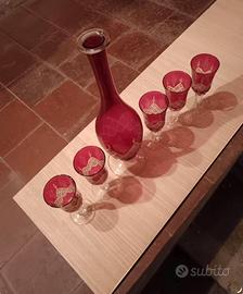 Vaso cristallo rosso e bicchieri