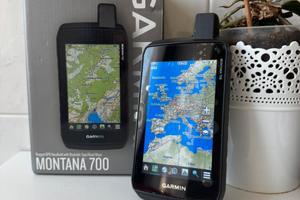 Garmin Montana 700 GPS per moto