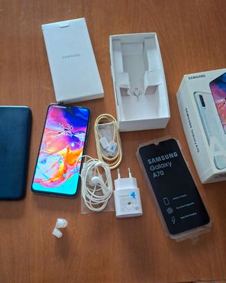 Samsung a 70 128 Gb memory espandibile Ram 6 Gb