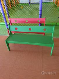 panchina in legno per bambini