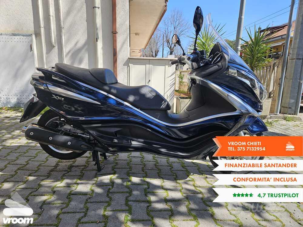PIAGGIO X10 500 Moto e Scooter In vendita a Chieti