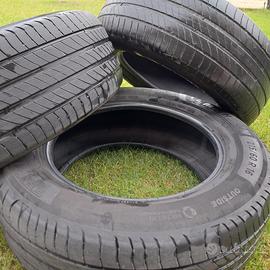 Pneumatici 215/60 R16 Michelin Primacy